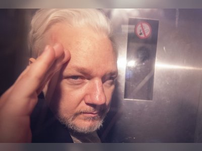 US government to face off against Julian Assange at extradition hearing that could see WikiLeaks founder jailed for 175 years