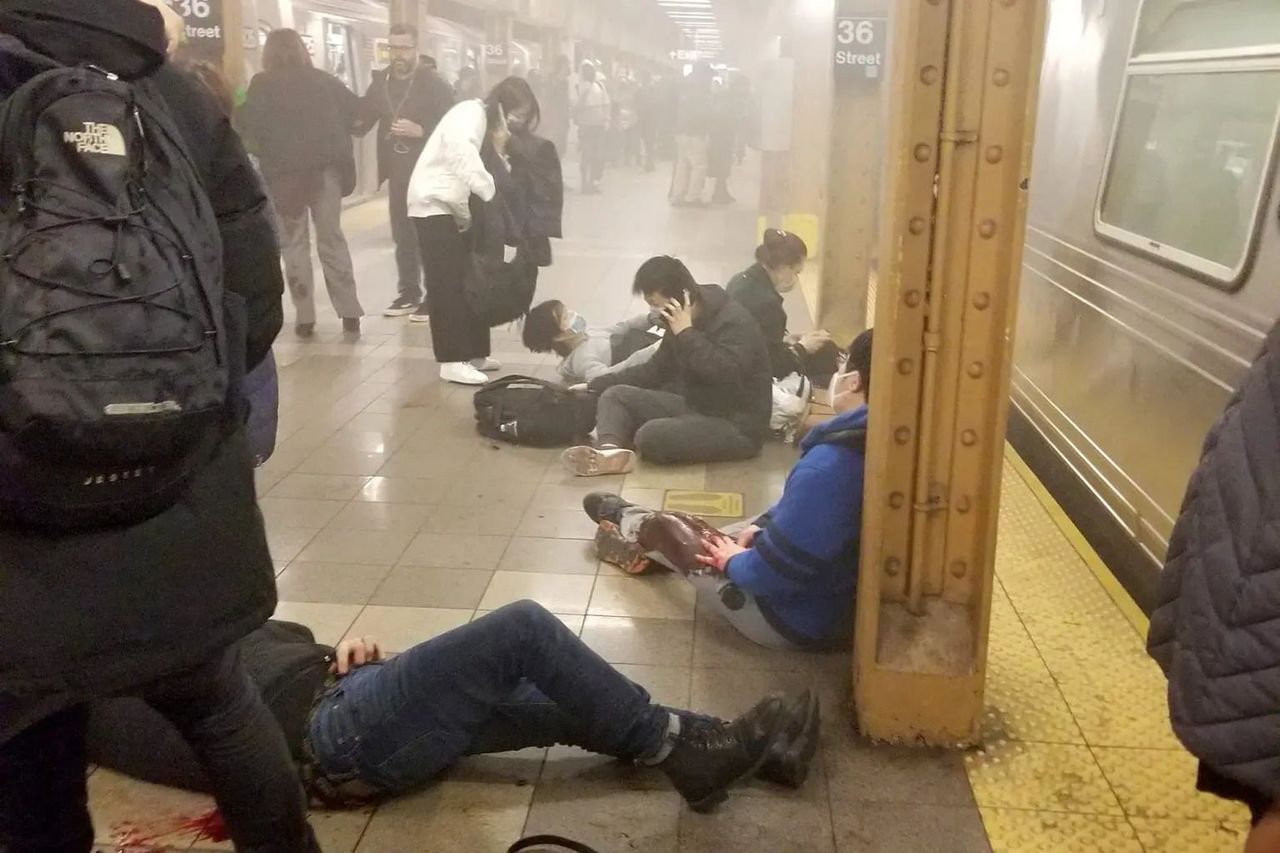 At least 29 injured in New York Brooklyn subway shooting, undetonated devices found