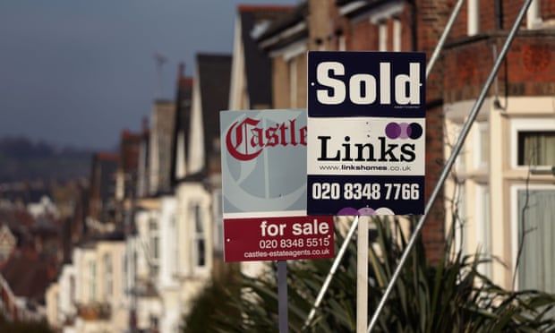 UK’s outdated property taxes favour the wealthy, says OECD