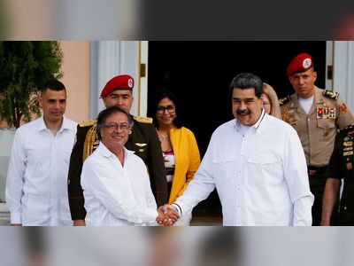 Colombia, Venezuela presidents discuss investment, trade