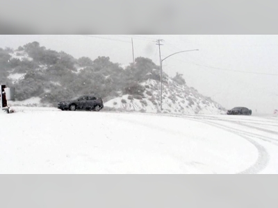 Los Angeles snow dusts Hollywood sign as winter storm tightens grip