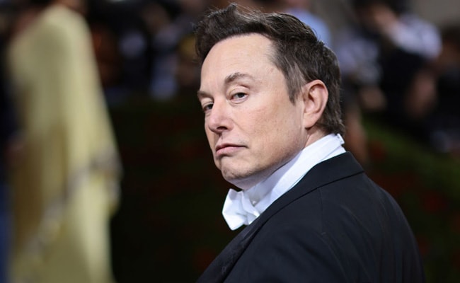 Elon Musk Says Bill Gates' Understanding Of AI Is "Limited"