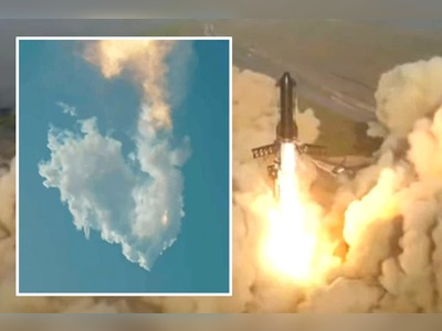 Elon Musk’s giant SpaceX rocket blows up after launch