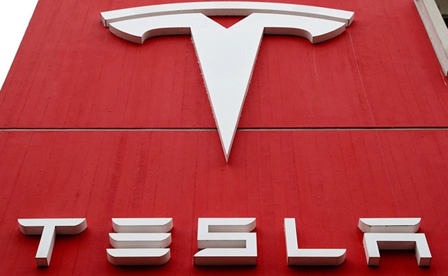 Tesla Settles With Engineer Accused Of Taking AI Trade Secrets